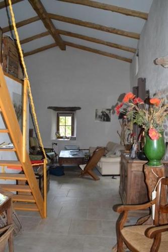 Chambre d'hôtes avec salon privatif en Cévennes Gardoises Saint-Jean-du-Gard france