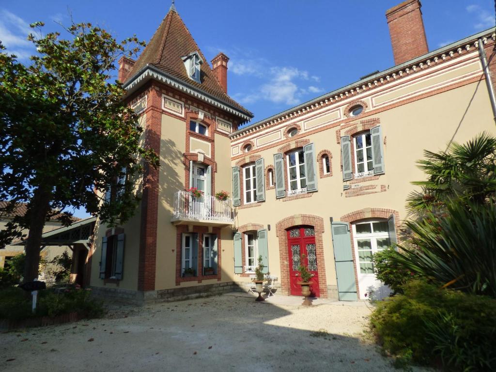 Maison d'hôtes Chambre d'Hôtes Bastide du Cosset 11 place de la Garlande, 32720 Barcelonne-du-Gers