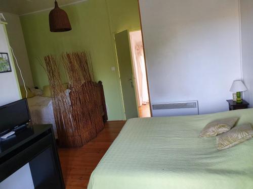 B&B / Chambre d'hôtes Chambre d'hôtes Ermitage Saint Romble Les Mauvrins Crézancy