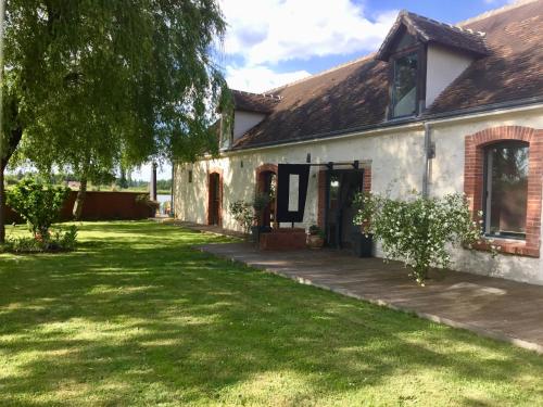 B&B / Chambre d'hôtes Chambre d’hotes Le Grand Fourneau Le grand fourneau Lassay-sur-Croisne