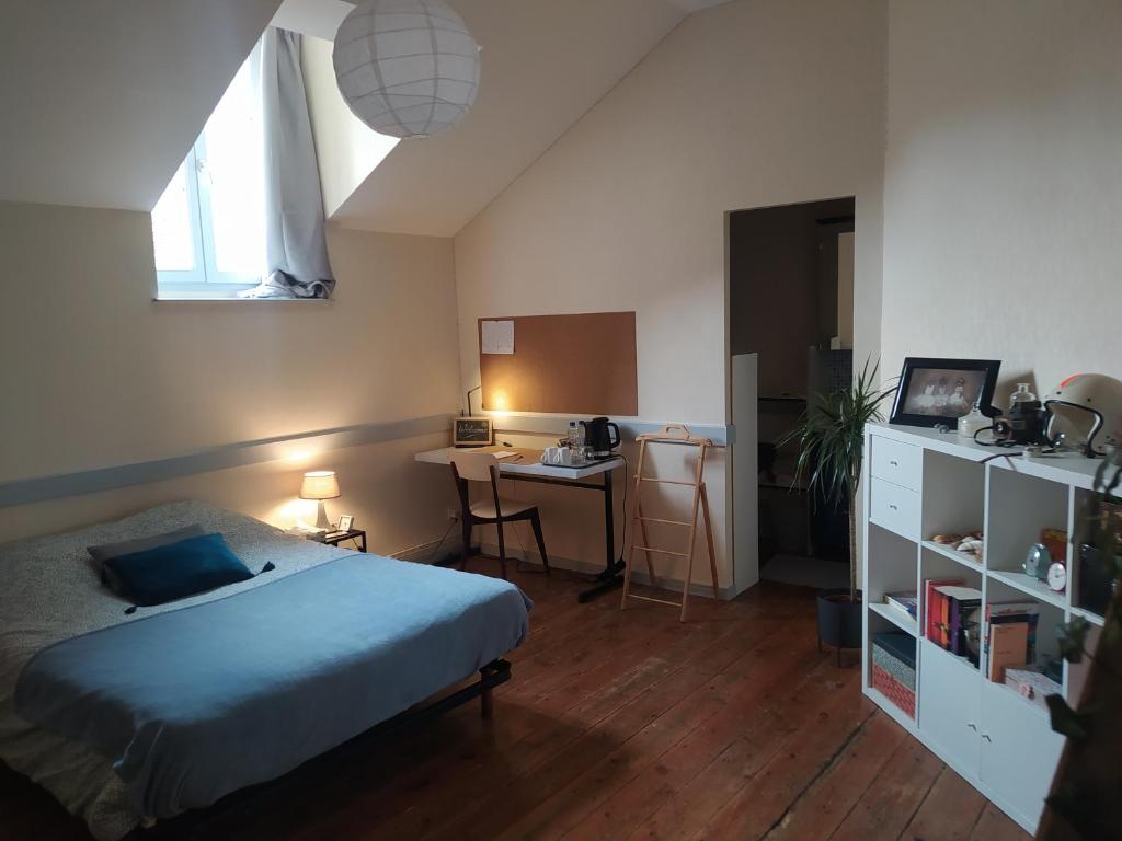 Séjour chez l'habitant Chambre dans appartement de caractère 9 Rue de la Monnaie, 39100 Dole