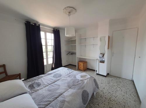 Chambre double avec piscine proche de Perpignan Rivesaltes france