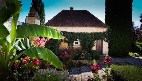 CHAMBRE Independante,Manoir de la VOVE Perche Corbon france