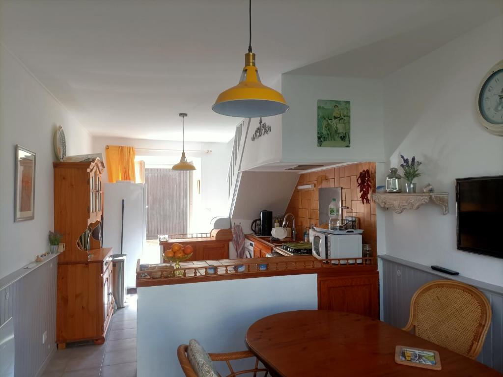 Séjour chez l'habitant Chambre paisible avec parking 11 Avenue des Écoles, 82270 Montpezat-de-Quercy