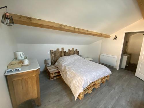 Chambre privative chez Toutoune Fontainebrux france