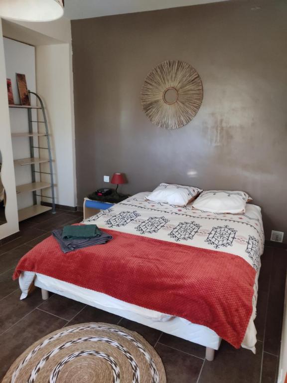 Séjour chez l'habitant Chambre privée avec parking Rue de Sauve, 30900 Nîmes