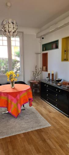 Séjour chez l'habitant Chambre privée chez particulier 4 Rue Pierre et Marie Curie Auxerre