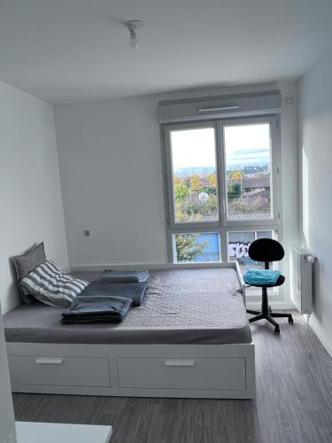 Chambre privée dans un appartement à 37 min de champs élysées Sartrouville france