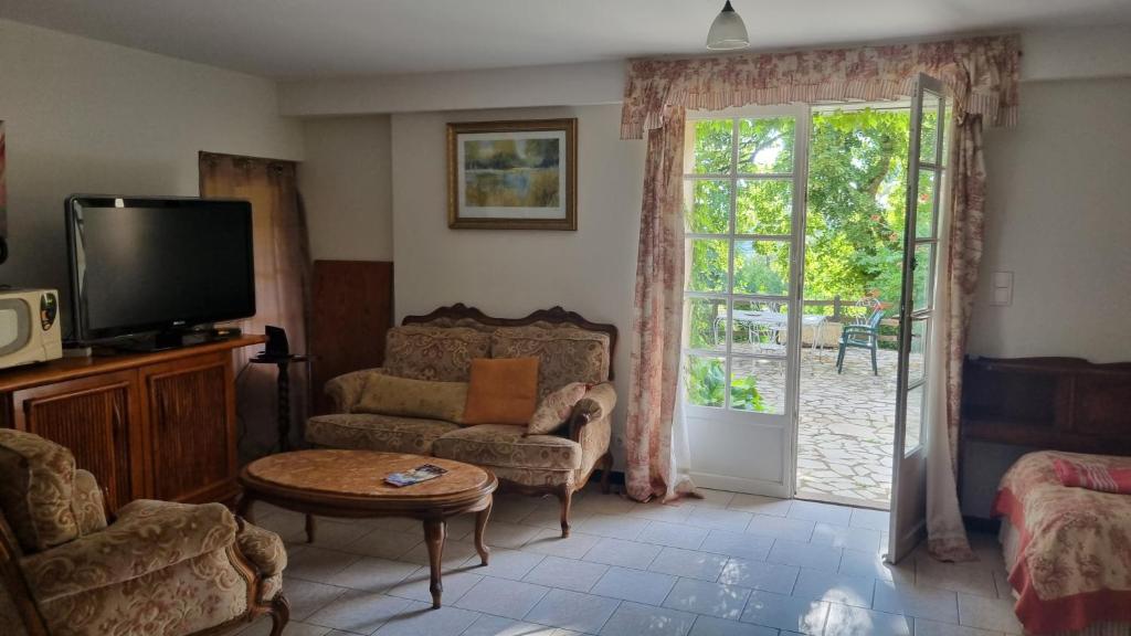 B&B / Chambre d'hôtes Chambre Romantique Les Meulieres, 24250 Domme