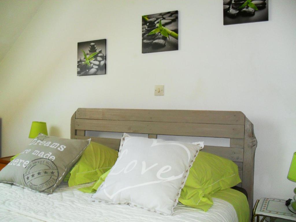 B&B / Chambre d'hôtes Chambres à la campagne au nord d' Amiens avec salle de bain privative 5 Impasse du chateau, 80260 Rubempré