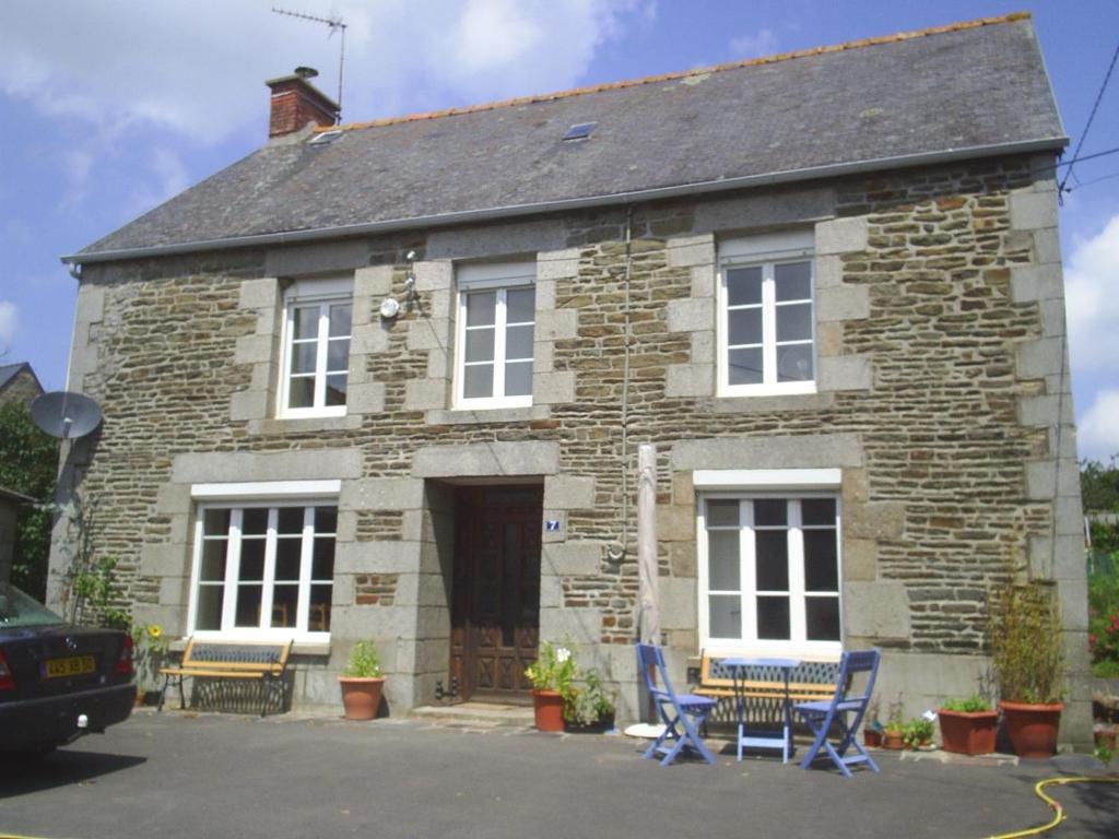 B&B / Chambre d'hôtes Chambres d'hôte Honey Orchard Farm 7 Loumel, 50170 Vessey