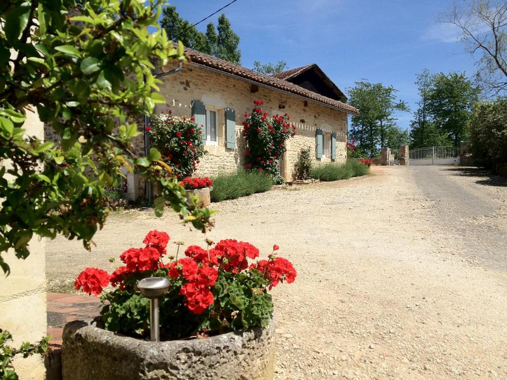 Maison d'hôtes Chambres d’hôtes de Pouzatel 1281 Route de Regrunel, 47500 FUMEL, 47500 Fumel