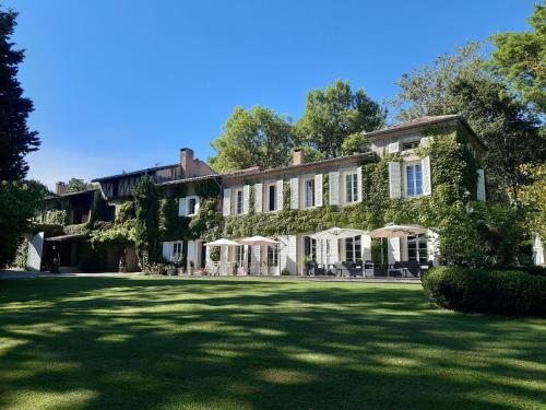 Chambres d'Hôtes Domaine du Hameau Baylesse Saint-Jean-dʼAigues-Vives france