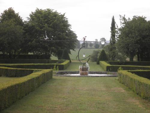 Chambres d'Hôtes et Gîtes du Château de Clauzuroux Champagne-et-Fontaine france