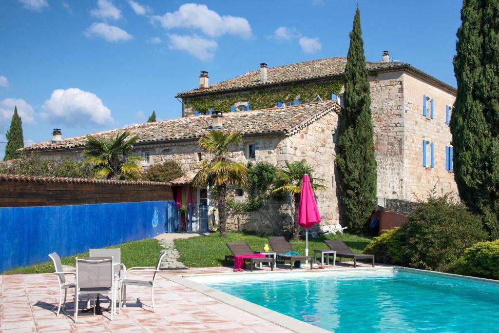 Maison d'hôtes Chambres d'Hôtes et Gîtes Le Mas Bleu & Spa Resort Le Mas Bleu, 07260 Rosières