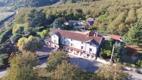 Maison d'hôtes Chambres d´Hôtes Le Cèdre Bleu 455 rte de St Bonnet de Chavagne Saint-Lattier