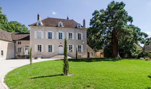 Maison d'hôtes Chambres d'hôtes Le Clos des Tilleuls 12 Place du 11 Novembre 1918 Demigny