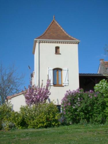 CHAMBRES D'HOTES LES GRAVES Saint-Pierre-Lafeuille france