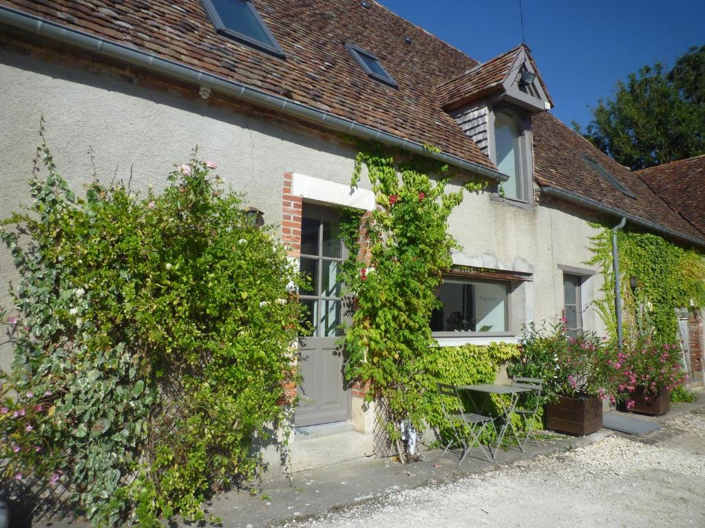 B&B / Chambre d'hôtes Chambres d'Hôtes Les Potiers 46 Route de la Chapelotte, 18300 Sens-Beaujeu