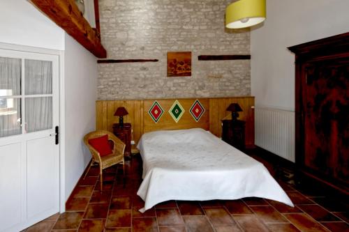B&B / Chambre d'hôtes Chambres d'hôtes Les Tilleuls 20 Rue de Lattre de Tassigny Le Poiré-sur-Velluire