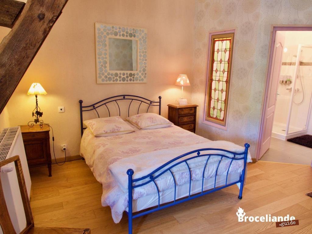 B&B / Chambre d'hôtes Chambres d'Hôtes Logis de l'Etang de l'Aune 9 L'Aune, 35750 Iffendic