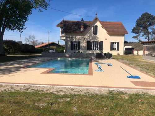 Chambres d´hotes VILLA CAPSYLVAINE Captieux france