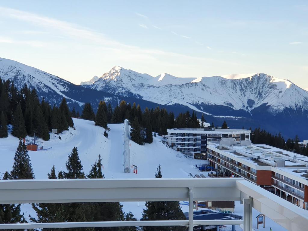 Appartement Chamrousse 1750 Roche Béranger 50m2 4-6pers Vue panoramique 390 Route de la Croisette, 38410 Chamrousse