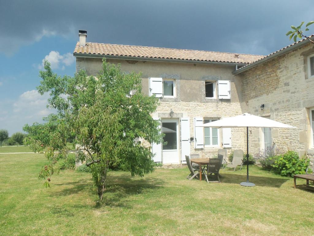 Maison de vacances Charente Gite - 2 chambres 5 rue des vignes, 16700 Bernac