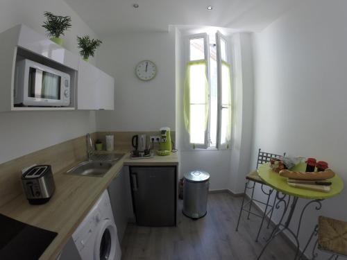 Appartement Charmant 2 pièces Coeur de Cannes PA8 8 Rue Louis Pastour Cannes