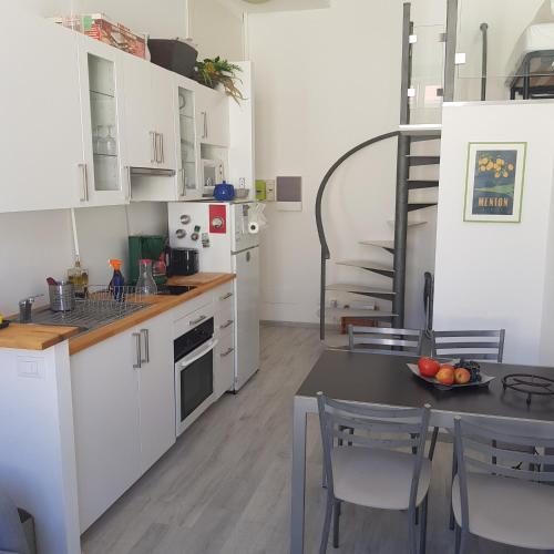 Appartement Charmant 2 pièces Menton centre 5 min de la plage 9 Impasse Botta Menton