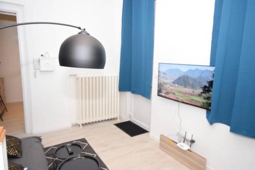 Appartement CHARMANT APPART - HYPER CENTRE - TRAMWAY - FREE WIFI - leRelaisdOdile4 28 Boulevard Saly - Appt 4, RdC Valenciennes