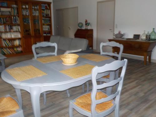 Appartement CHARMANT APPARTEMENT 6 Allée du Petit Pont Saint-Brice-sur-Vienne