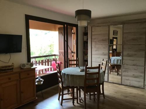 Charmant appartement avec terrasse et garage fermé Saint-Martin-Vésubie france