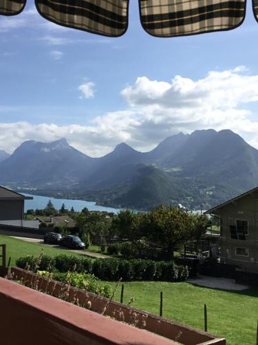 Charmant appartement avec vue lac Talloires france