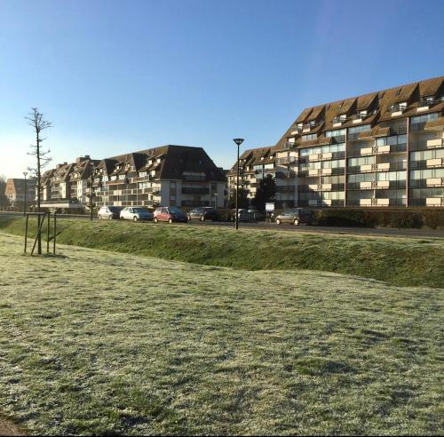 Appartement Charmant appartement vue sur le lac Avenue des Gabions Villers-sur-Mer