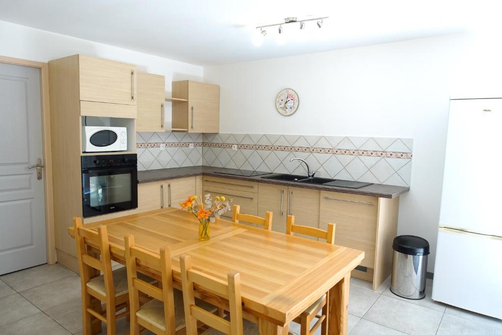 Appartement Charmant et spacieux T3 avec TERRASSE Les Rauffes, 05200 Les Clots