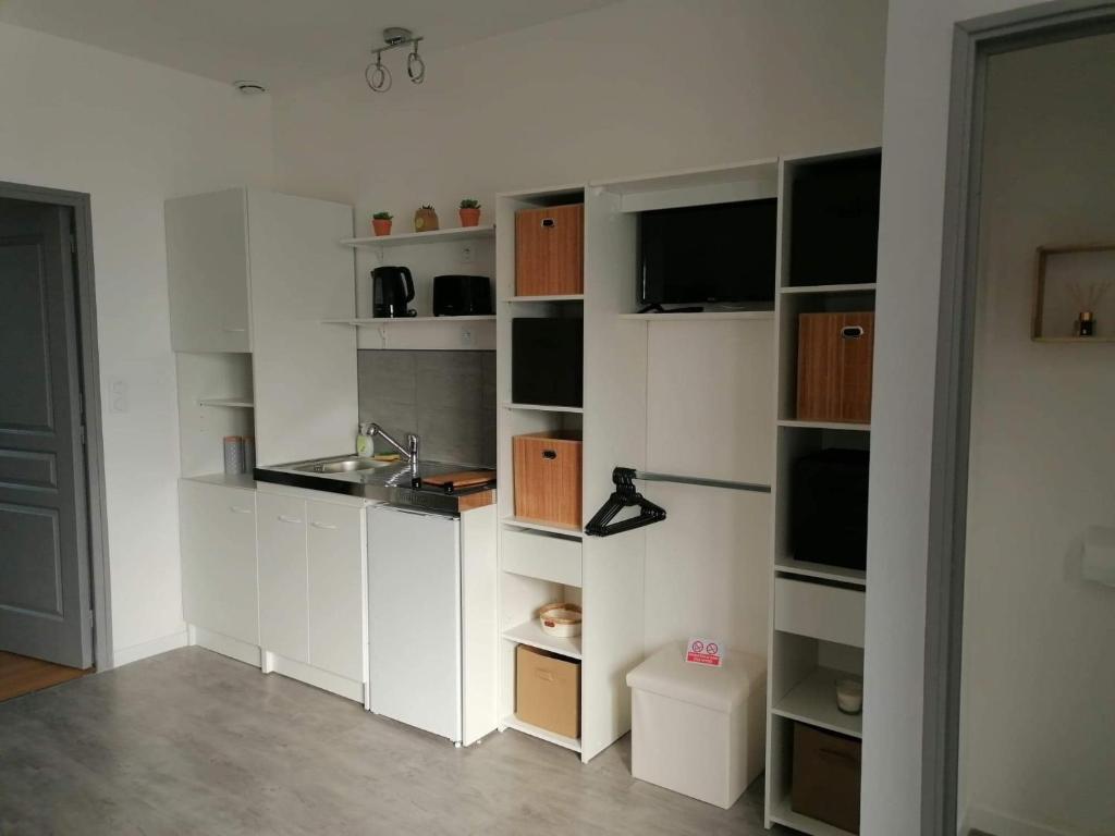 Appartement Charmant F2 15 Grande Rue, 49490 Noyant