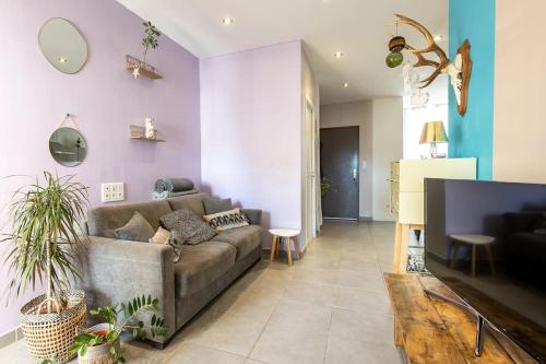 Appartement Charmant logement avec SPA- Centre ville de Millau 13 Rue du Pont de Fer Millau