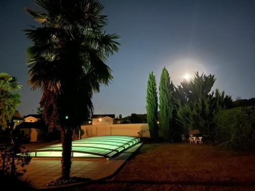 Charmant logis neuf équipé/Piscine/SPA/Sauna/Gym Heyrieux france
