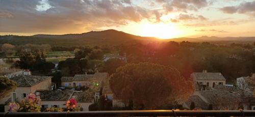 Appartement Charmant T2 climatisé avec belle vue , Golf de Pont-Royal Rue des Alpilles Mallemort