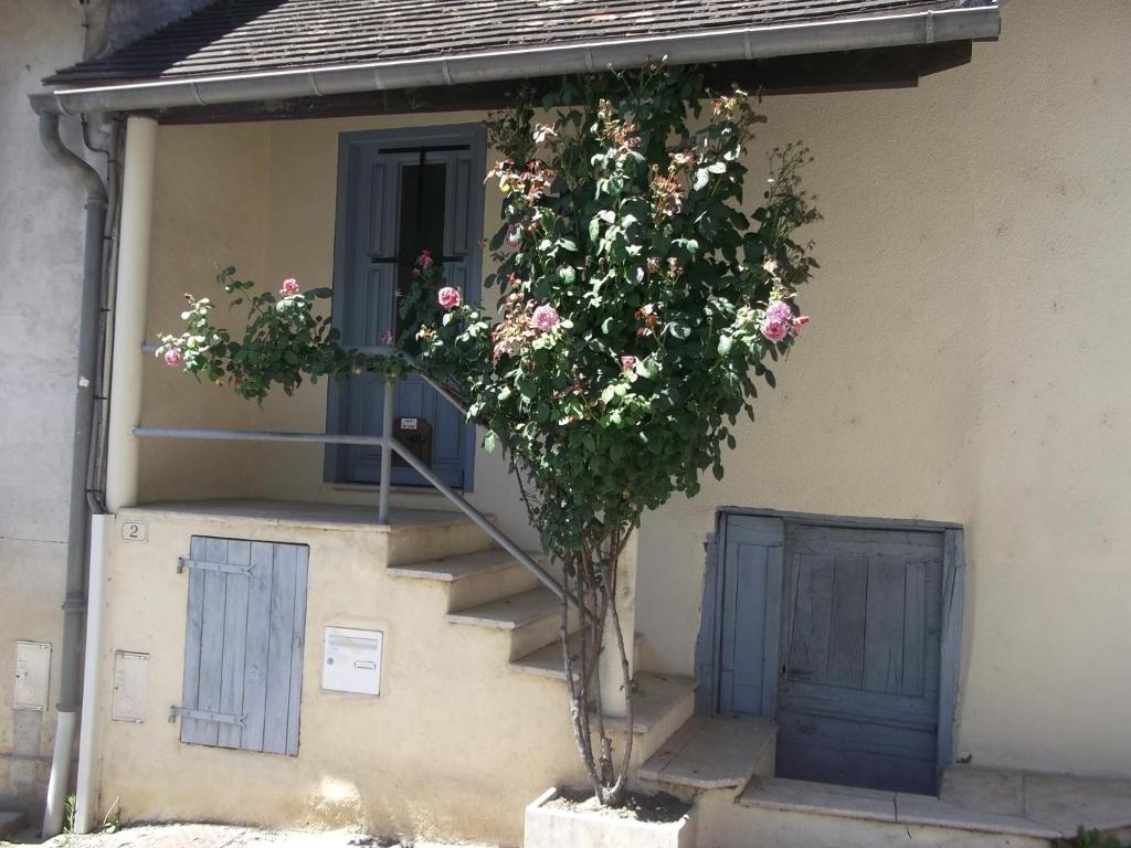 Maison de vacances Charmante petite maison avec jardin Barry Bas, 46130 Gagnac-sur-Cère