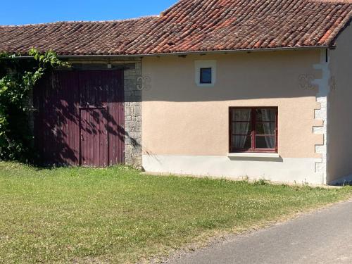 Charming 1-Bed House in Genouille Génouillé france