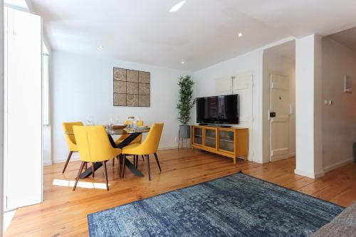 Appartement Charming and Stylish Downtown Apt in XIX century building 149 Rua de São Bento Lisbonne