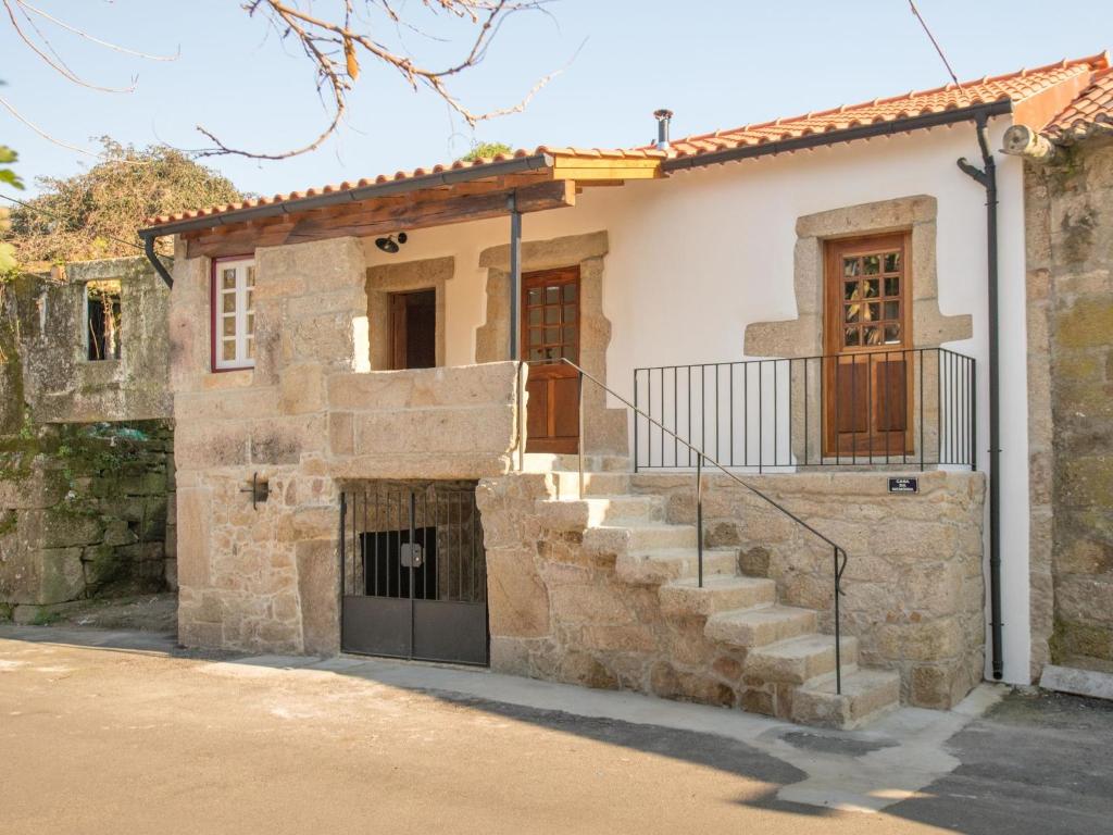 Maison de vacances Charming Apartment in ArcozeloPortugal near Forest , 4990-258 Ponte de Lima