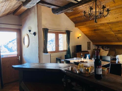 Appartement Charming chalet 100m2, Heart of the 3 vallées, Meribel, Les Allues La Chaumiere Chemin du Pied de ville Les Allues