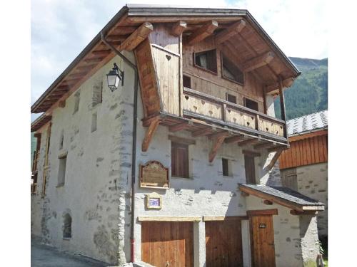 Charming Chalet in Champagny en Vanoise near Ski Area Le Villard france