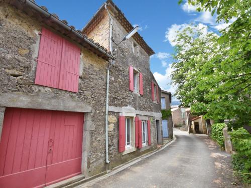 Maison de vacances Charming cottage with stunning views in culture rich southern France  La Caunette