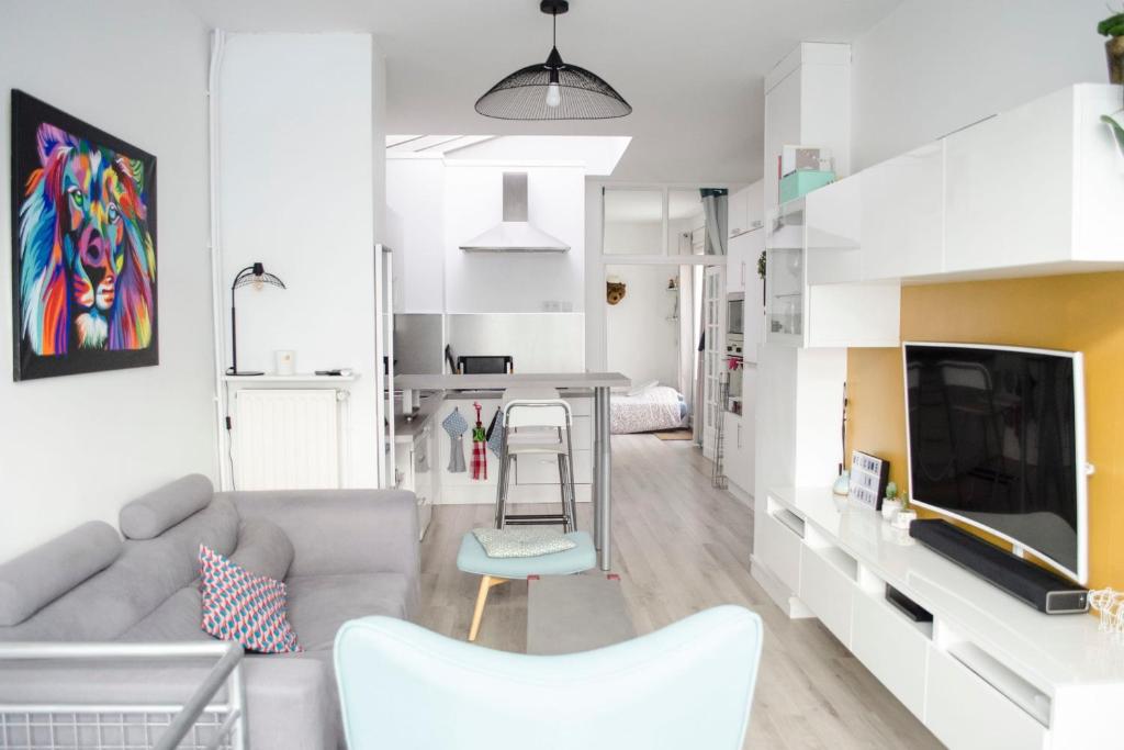 Appartement Charming family apartment 10 min from Sacré Coeur 25 rue Simart, 75018 Paris
