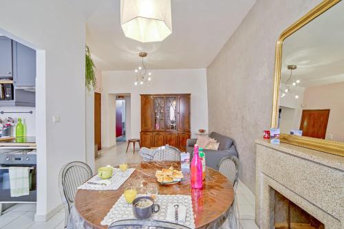 Appartement Charming flat in the heart of the old town of Ajaccio - Welkeys 16 Rue Conventionnel Chiappe Residence Fiori Di Mare Ajaccio