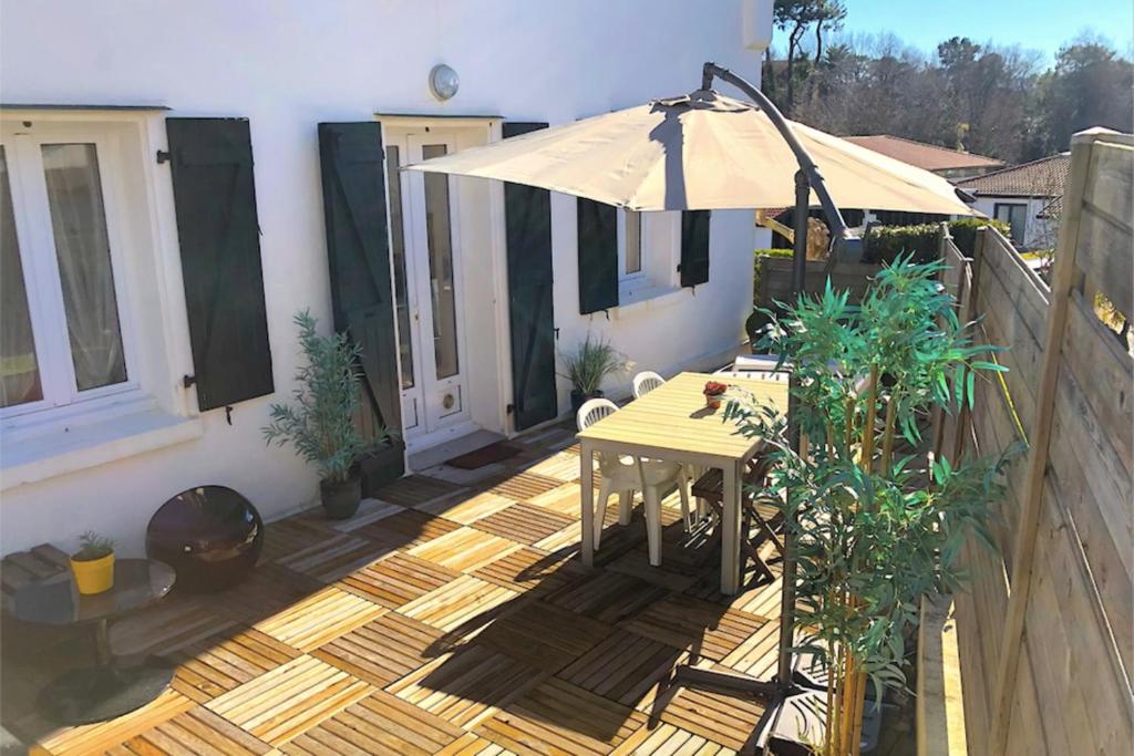 Maison de vacances Charming Flat With Terrace 500m From The Beach 220 Rue Berrua, 64210 Bidart